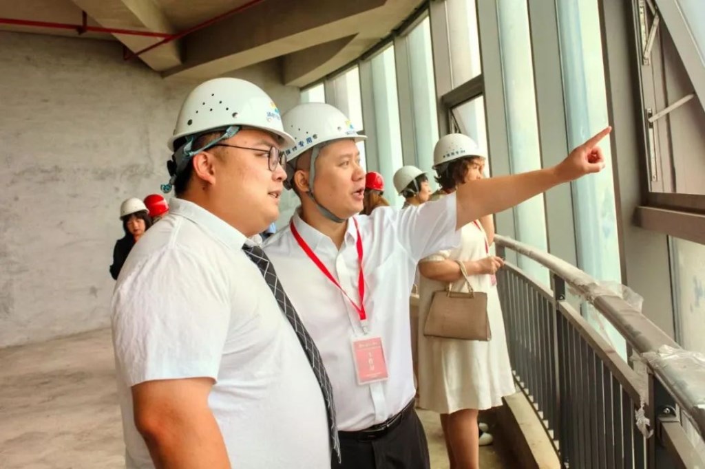 看家乡、话家乡、建家乡!石峰区湘商回归和返乡创业中秋座谈会举行