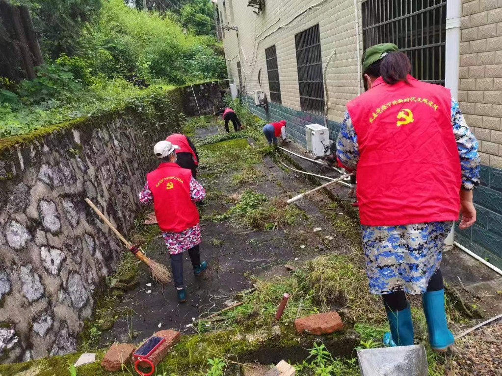 黄丰桥镇：打造文明乡镇  助力文明城市创建
