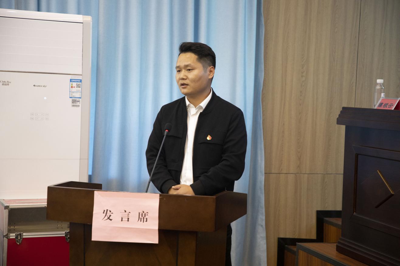 朱亭镇第六届人民代表大会第六次会议胜利召开