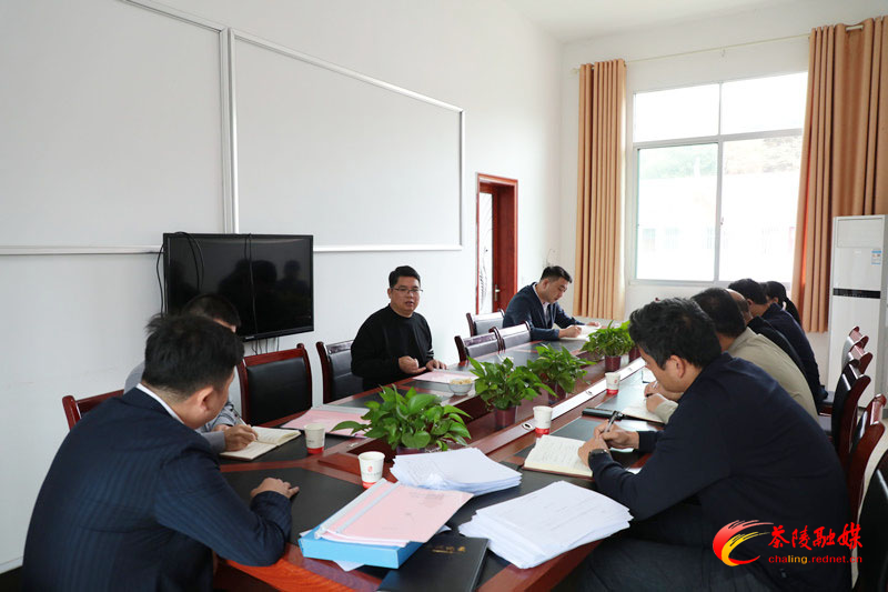 邓元连深入虎踞督导调研巩固拓展脱贫攻坚成果同乡村振兴有效衔接工作