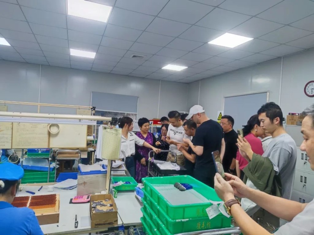 组团选品助力出海——株洲开展第一期跨境电商选品行活动