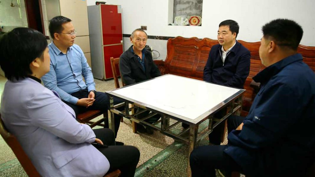 李鹏程赴联点村网岭镇灯笼桥村调研乡村振兴工作