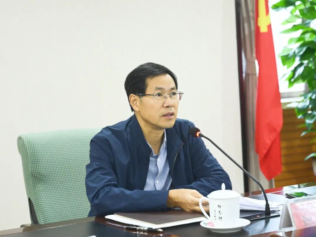 区委常委会召开会议,研究听取了这些事项