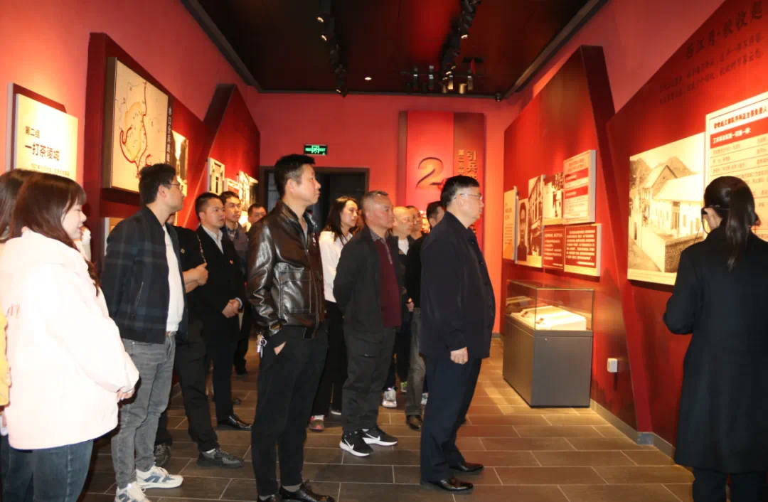 忆初心、强党性、振乡村、见行动——市市场监管执法支队开展主题党日活动