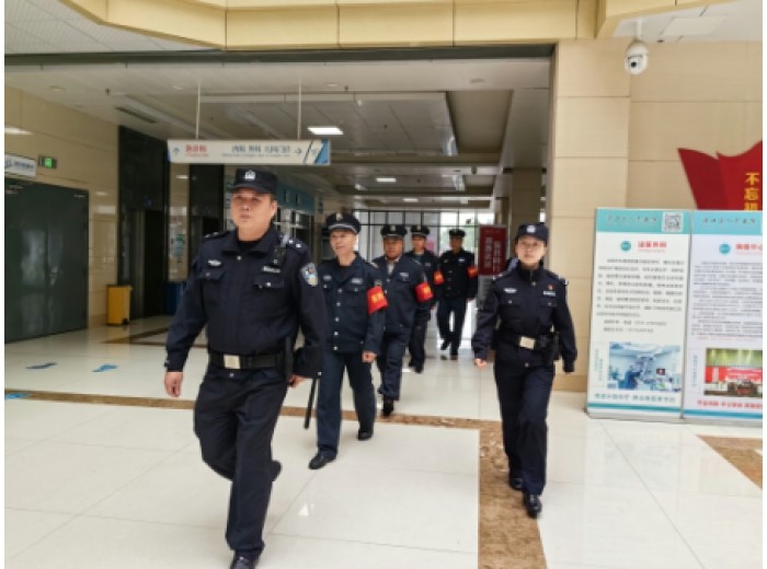 "义警"巡逻，“义”起守护