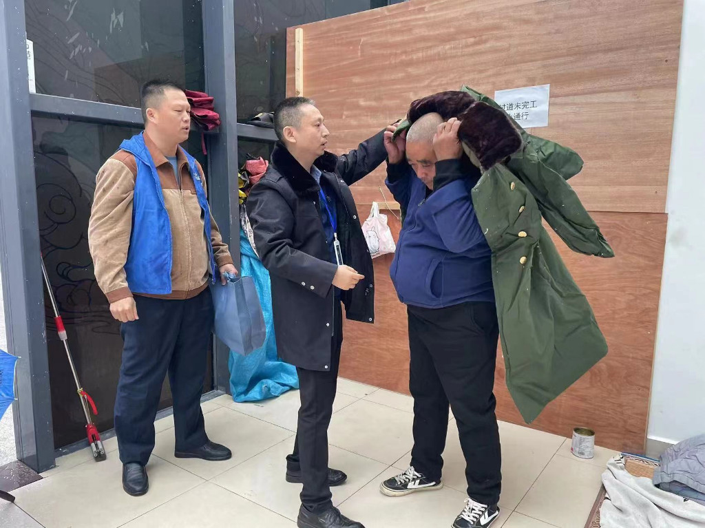 株洲民政让“暖流”穿越街头巷尾 让临时遇困人员温暖过冬
