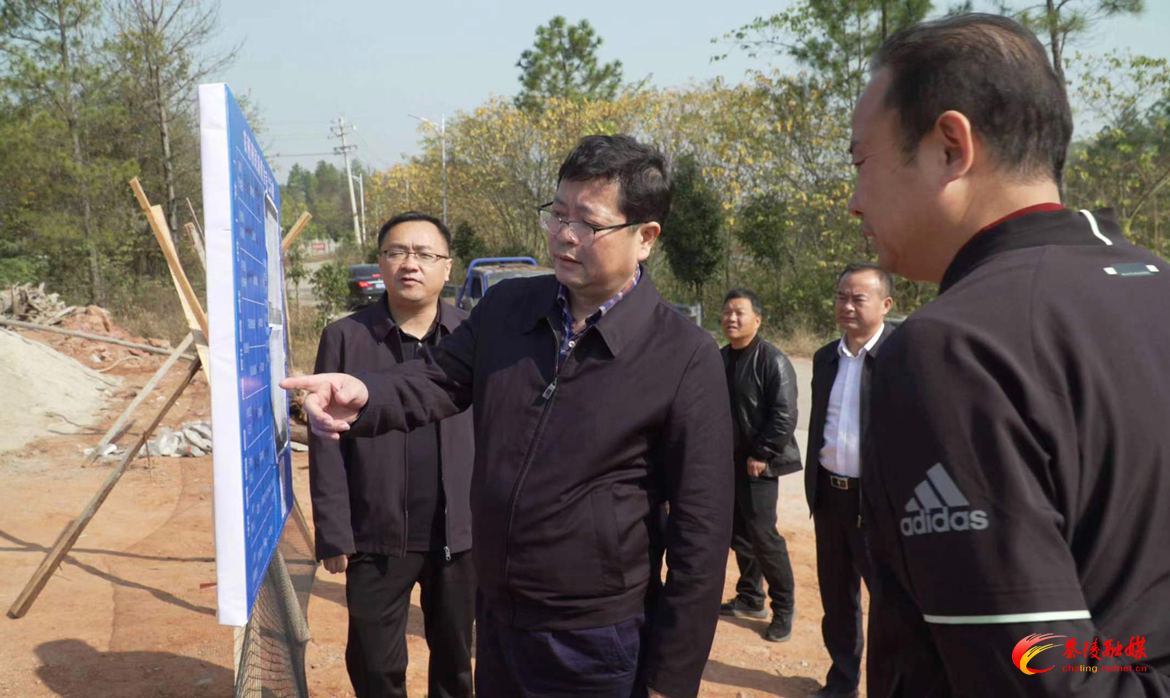杨红兵到界首镇调研指导工作