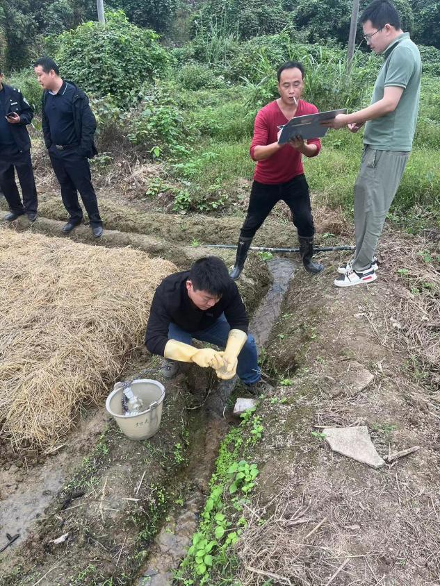 "利剑"行动‖茶陵两部门联合开展水产养殖行业环境整治专项执法行动
