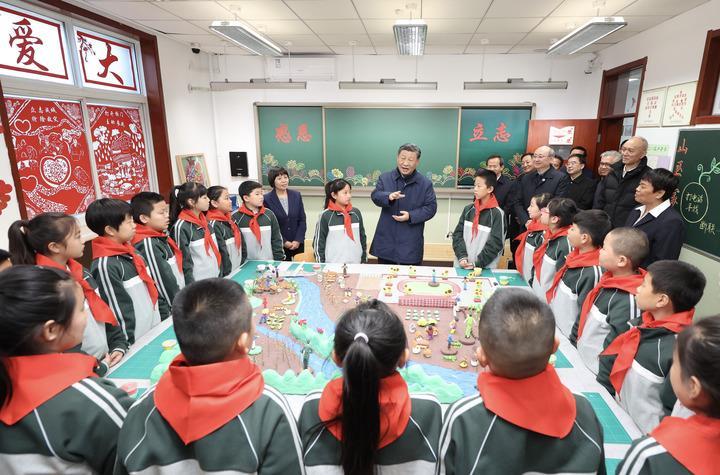 习近平在北京河北考察灾后恢复重建工作时强调 再接再厉抓好灾后恢复重建 确保广大人民群众安居乐业温暖过冬