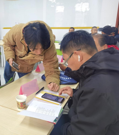 醴陵：又学又比，植保无人机让现代农业“飞”起来