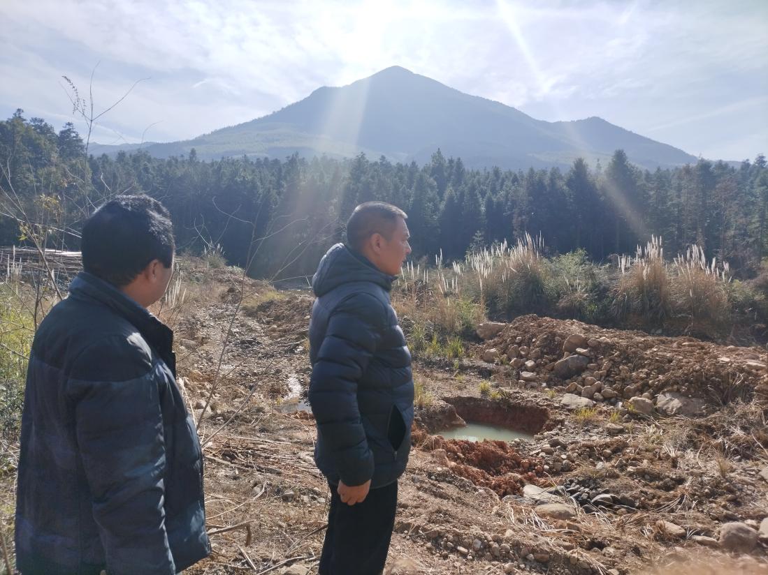 攸县：河湖管理"下基层" 及时解决涉河问题