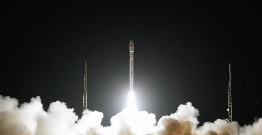 今晨又一颗，椭圆时空卫星两连发！