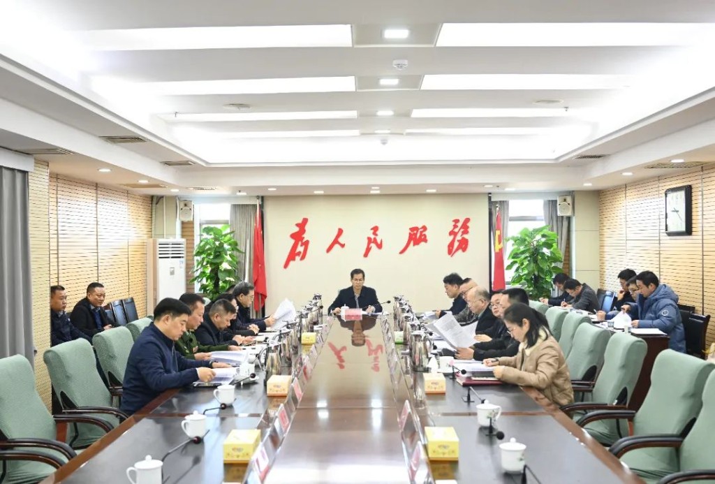区委常委会召开会议，研究听取了这些事项