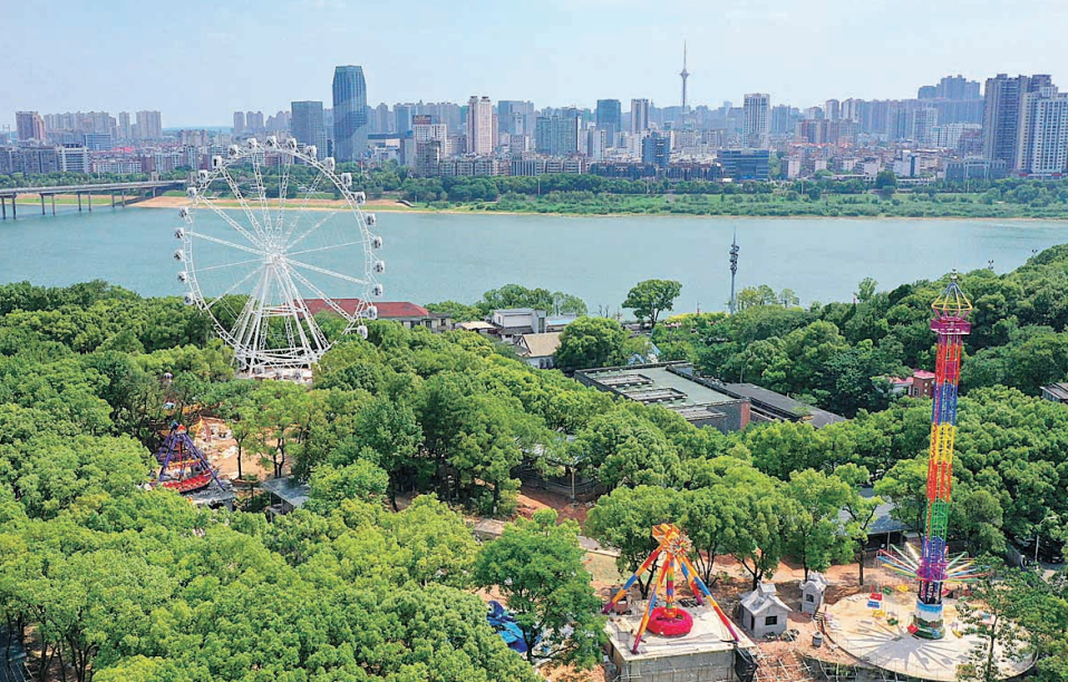 我市提前一个月实现"蓝天300天"目标！