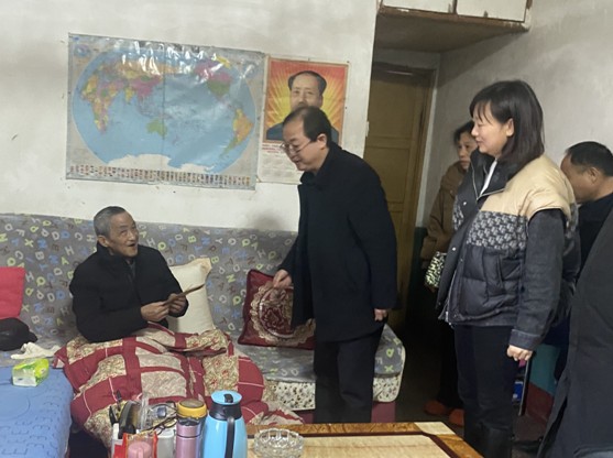 共建帮扶送温暖 走访解困暖人心