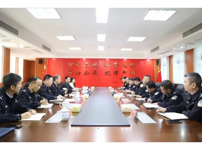 黄团结同志带队赴县市区开展重点工作调研