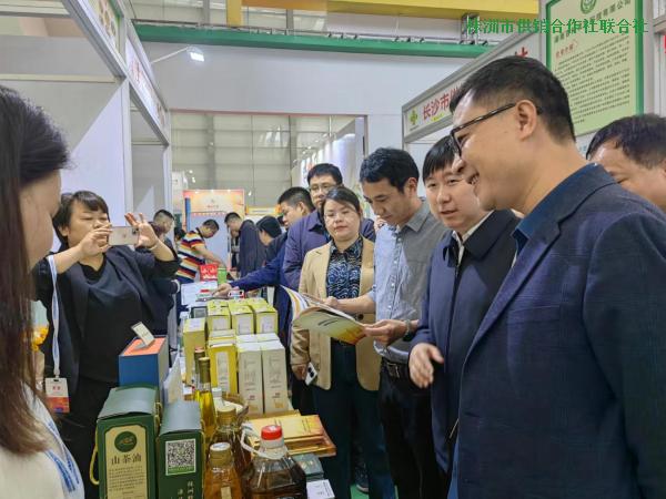 “株品入湾”--株洲市供销系统企业组团参加2023年“湘品出湘”大湾区产销对接会