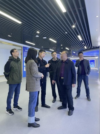 省农机事务中心主任陈新登一行来株调研