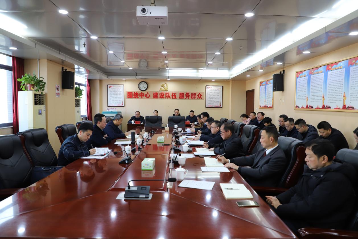 副市长易湘东赴市生态环境局调研