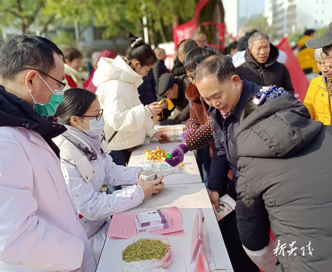 炎陵县开展“中医药文化进社区•进家庭”活动