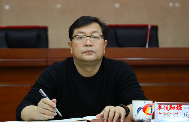 邓元连主持召开项目有关工作暨环保工作调度会
