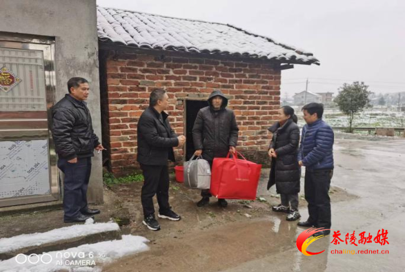 茶陵县民政局：走访困难群众 贴心慰问暖人心