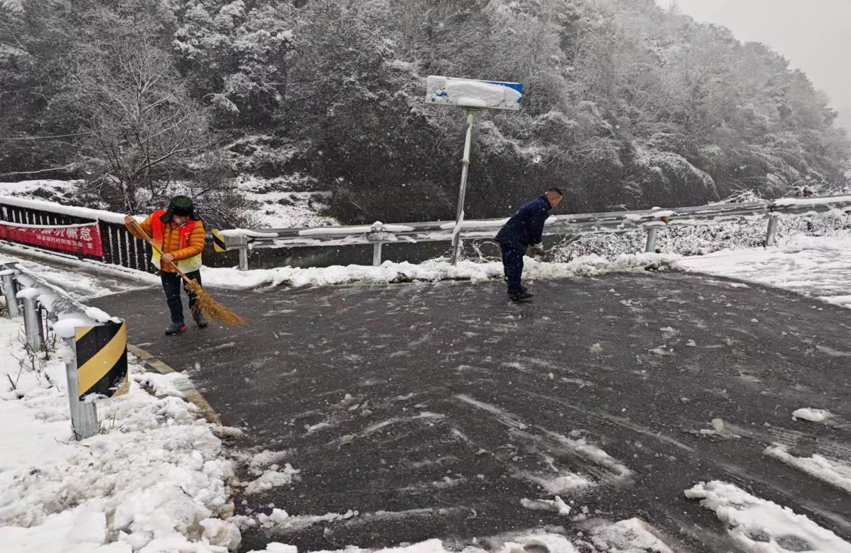 庆云街道：以雪为令 志愿先行