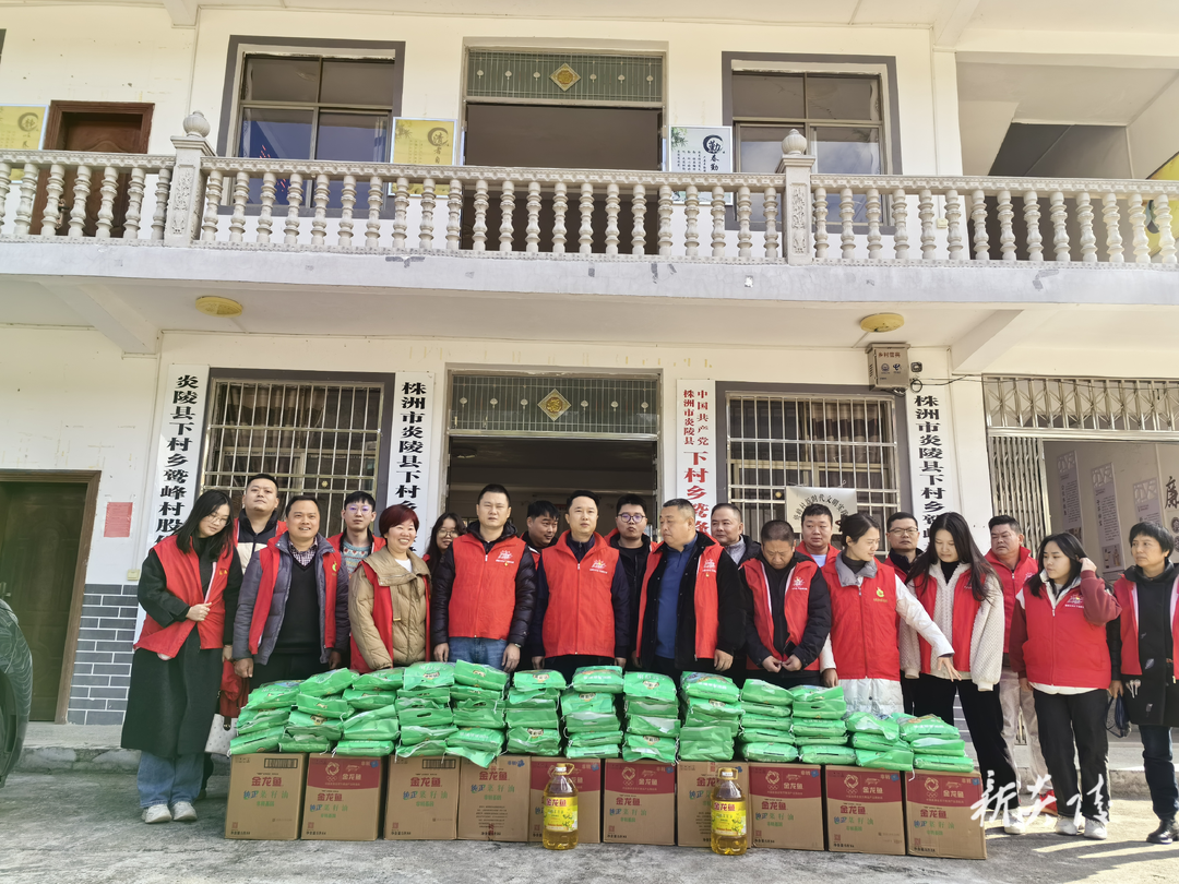 下村乡：暖心慰问送关怀 凝心聚力促振兴