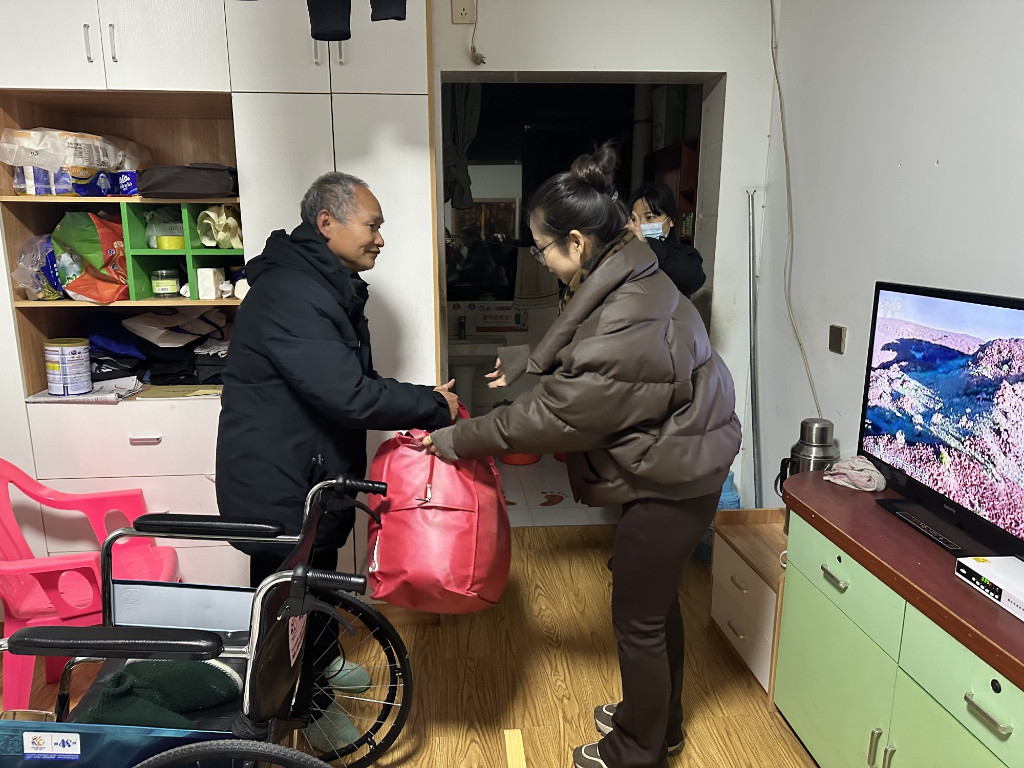 积极应对低温雨雪冰冻灾害 保障全市老年人温暖安全过冬