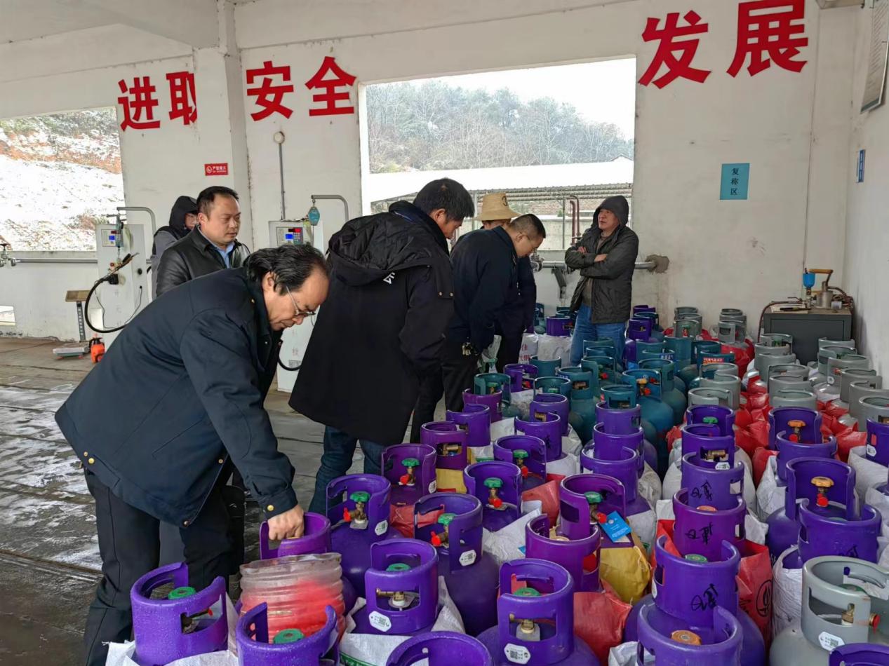 年关守护！攸县市场监督管理局开展瓶装液化石油气安全专项检查工作