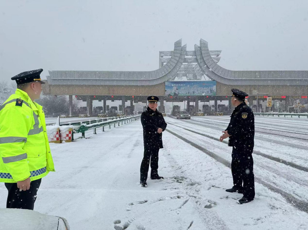 株洲交通运输部门迎风战雪保通保畅保生产