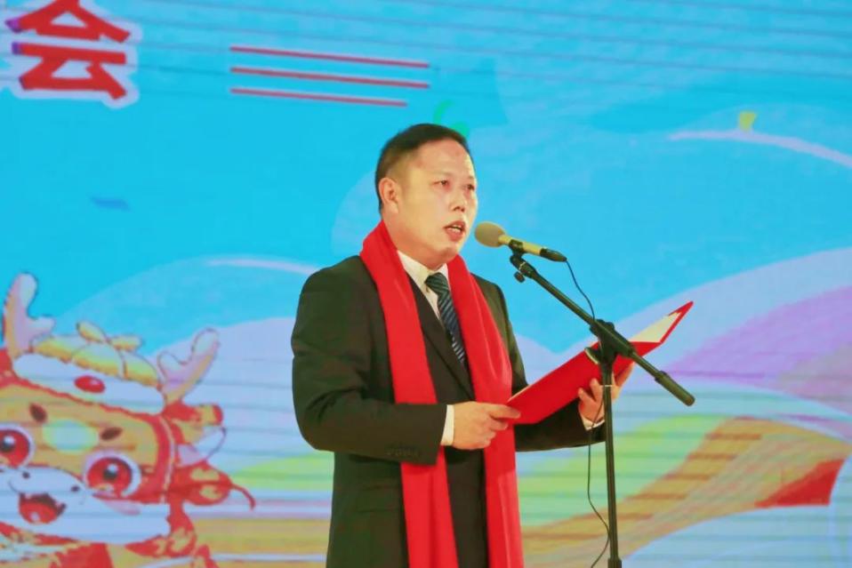 逐光而行,艺起向未来 长郡云龙第四届人文艺术节闭幕式暨2024年新年联欢会隆重举行