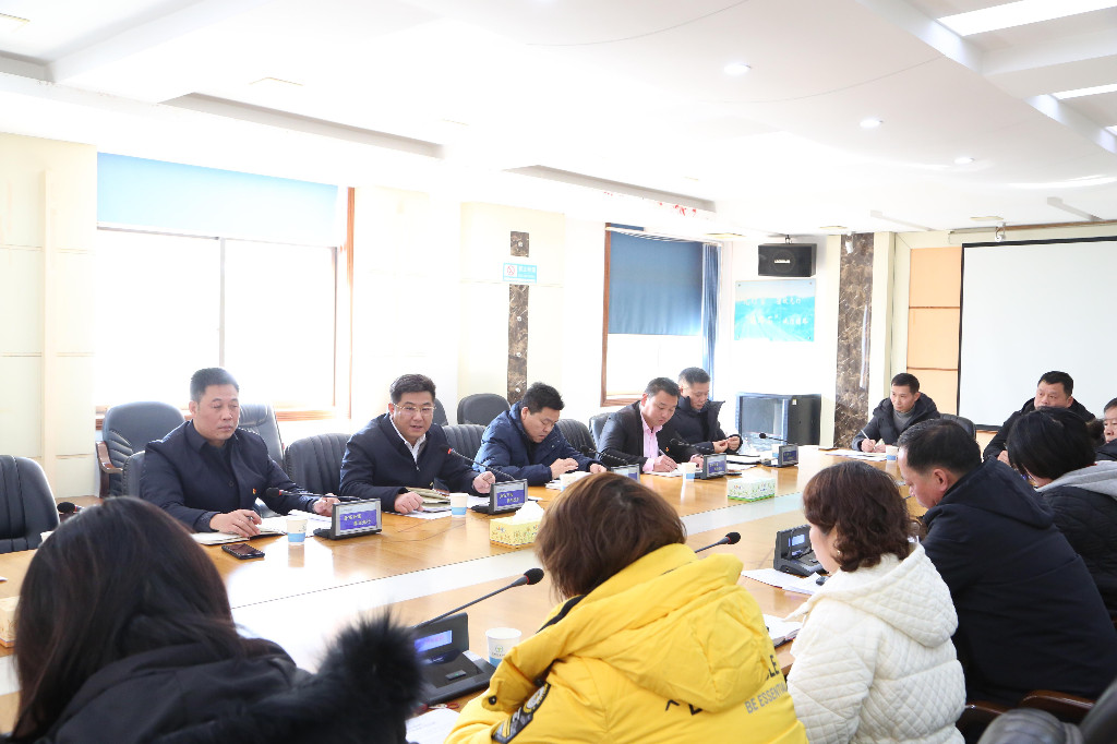 付访华参加机关第一支部主题教育专题组织生活会