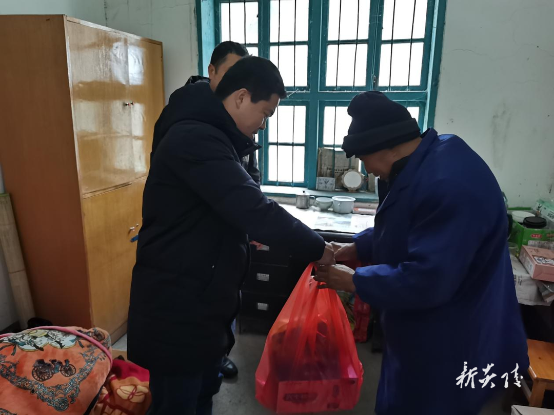 下村乡：寒冬慰问暖人心 浓浓关怀显真情