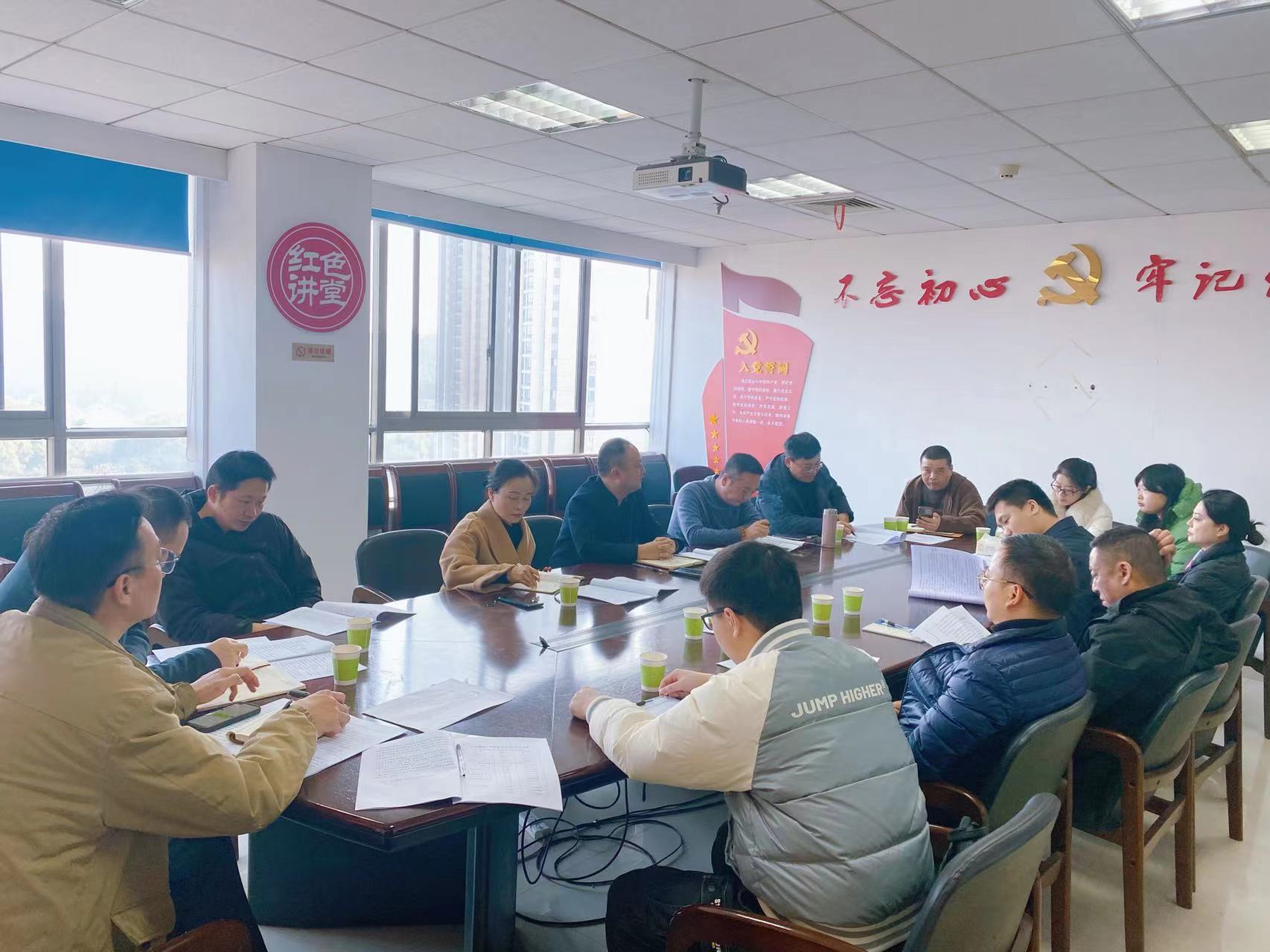 芦淞区稳步推进服饰产业“转企升规”工作
