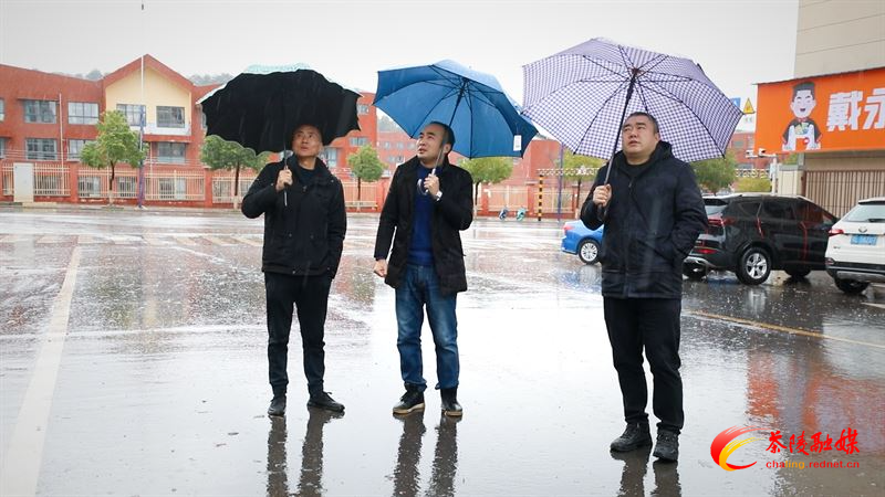 【代表风采】下东街道人大代表联系群众工作站：小站点服务大民生