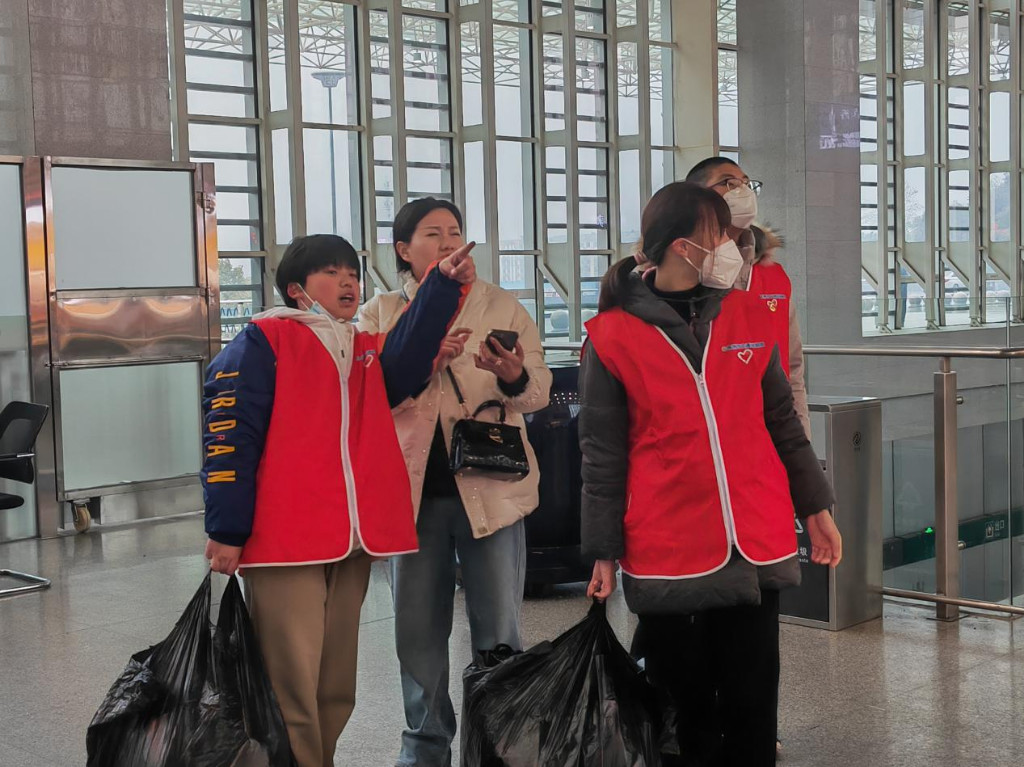 株洲市交通运输局 开展“情满旅途”春运志愿服务活动