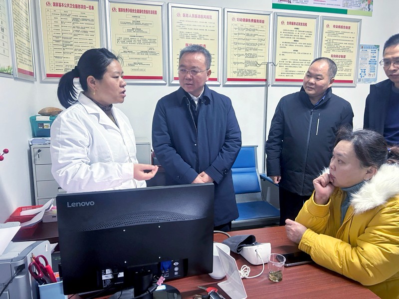 株洲市人民政府副市长杨胜跃一行赴醴陵调研城乡居民参保缴费工作