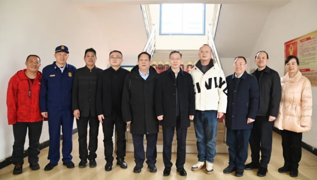 大年初一,陈恢清来株洲经开区走访企业