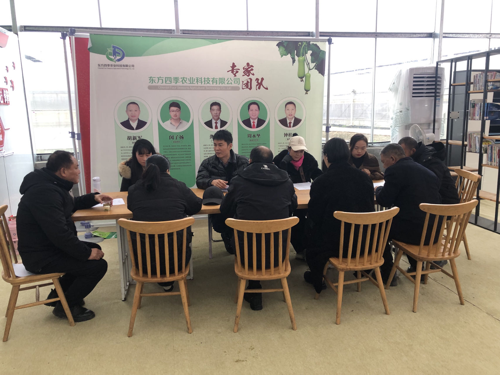 发挥代表作用 助力乡村振兴