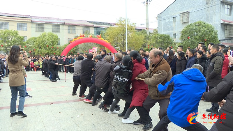 桃坑乡：移民社区年味浓 客家“春晚”闹起来