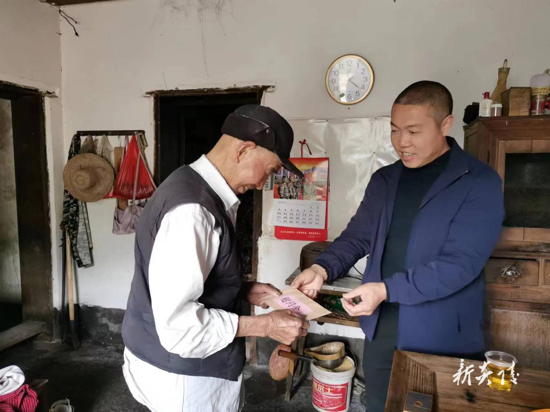 下村乡：春节走访送关怀 冬寒情暖慰人心
