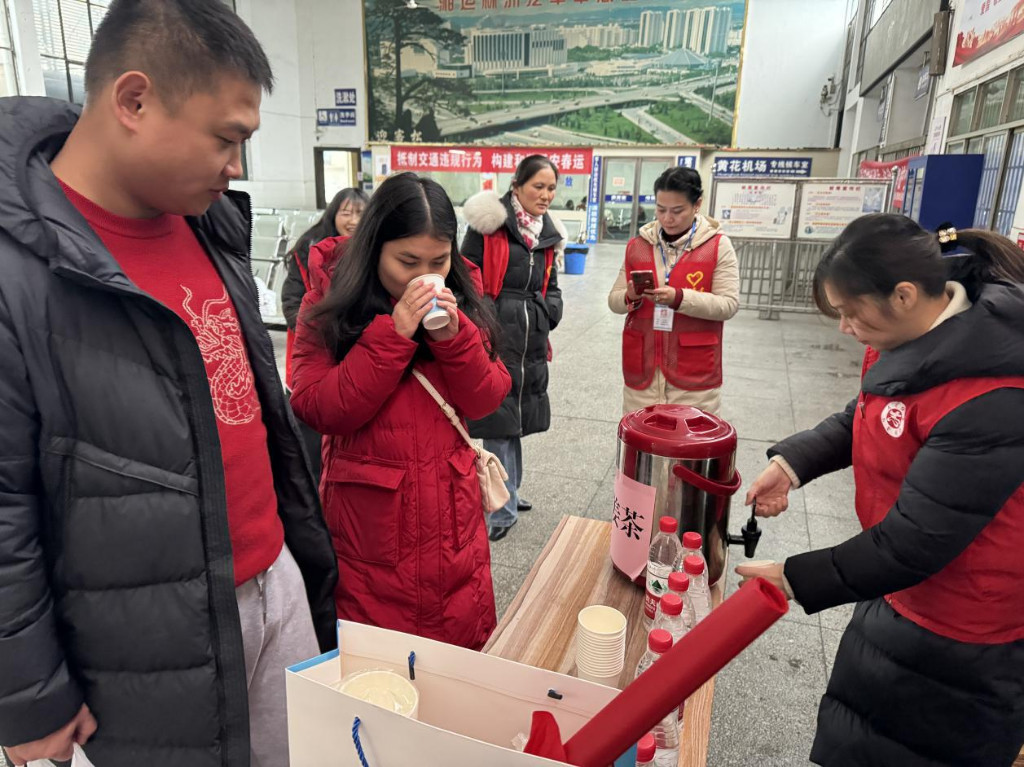 株洲市交通运输局 开展“情满旅途”春运志愿服务活动