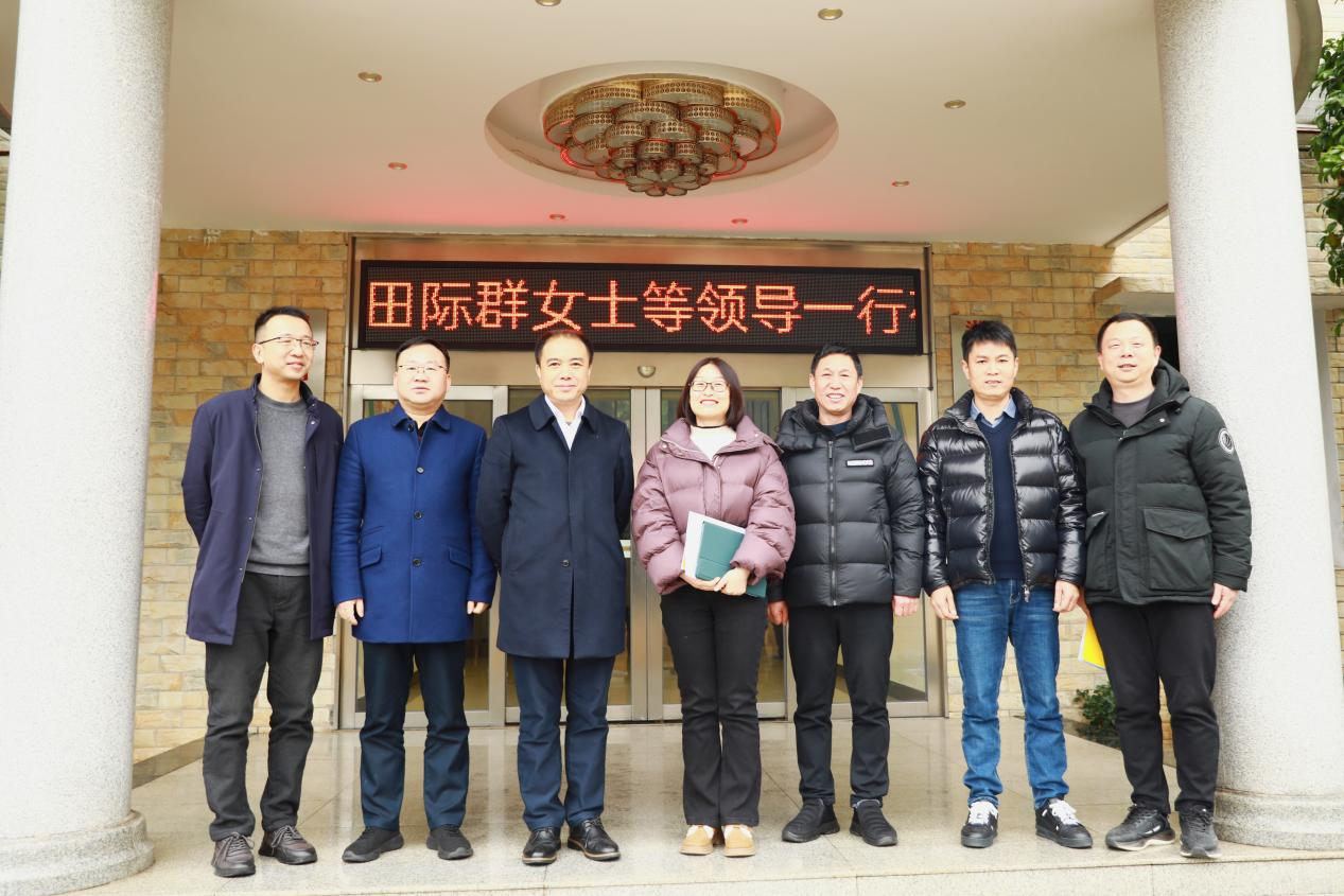 人大代表助力乡村振兴，为民营企业发展献智献策