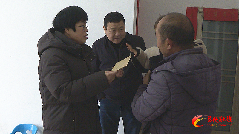 李甜甜开展春节慰问活动