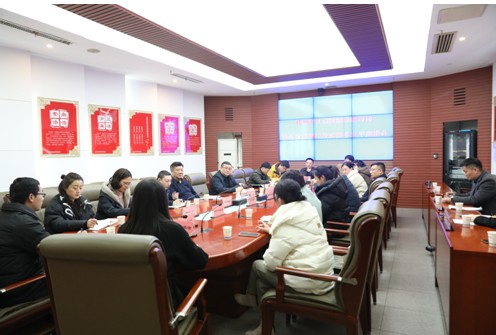 市资规局召开首问窗口政务服务水平提升工作座谈会