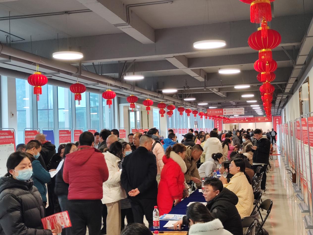 芦淞："春风行动"不停歇"轻淞就业" 正当时