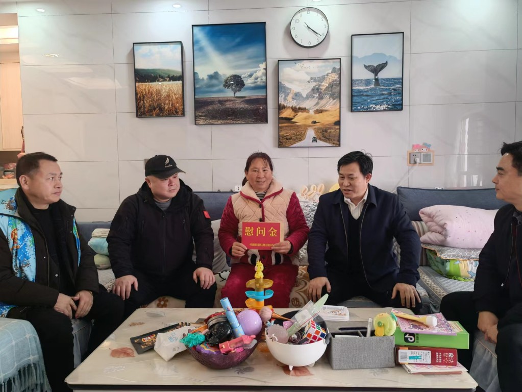 株洲市各级党委政府走访慰问驻株部队、退役军人及其他优抚对象