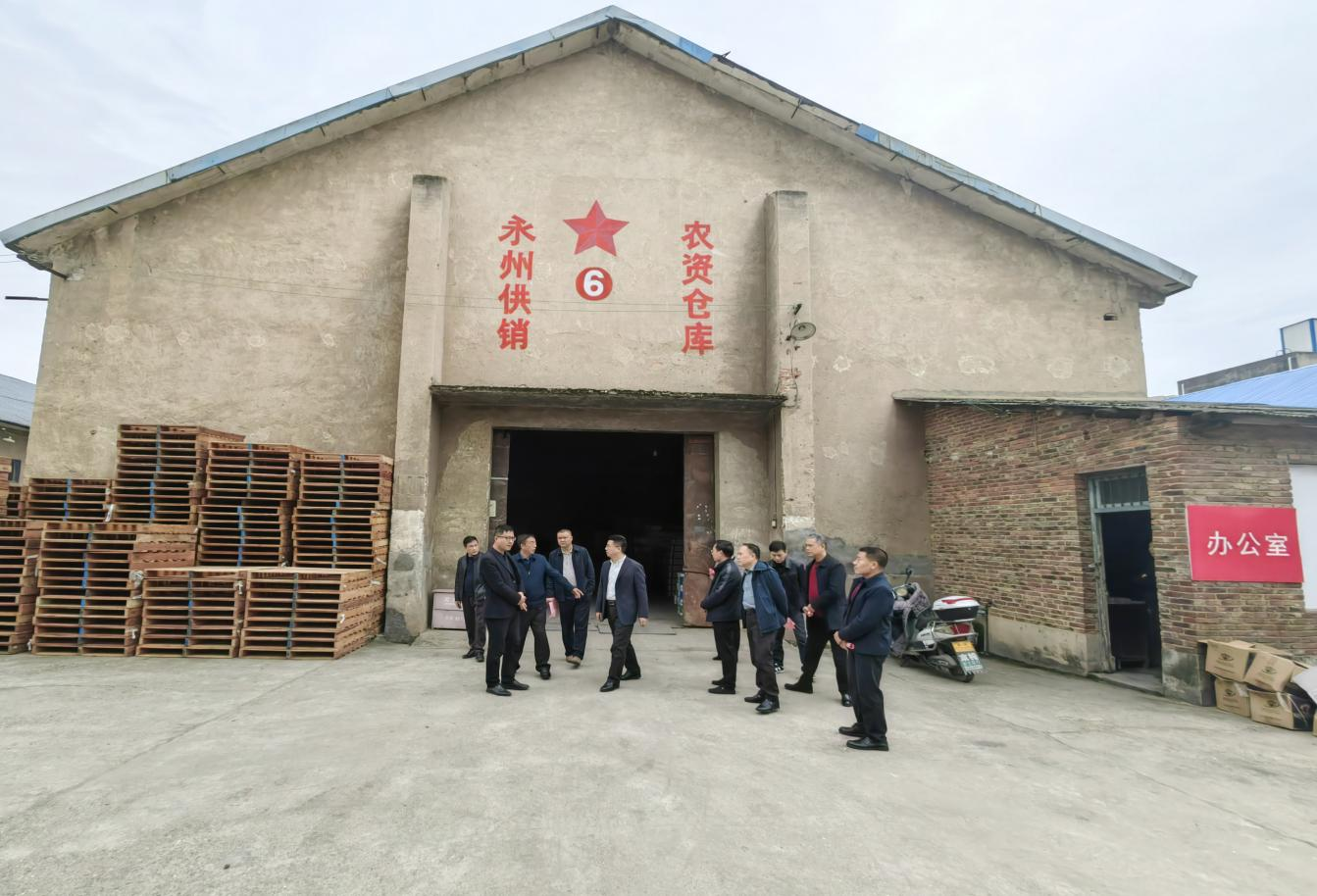 彭小中带队到永州学习考察