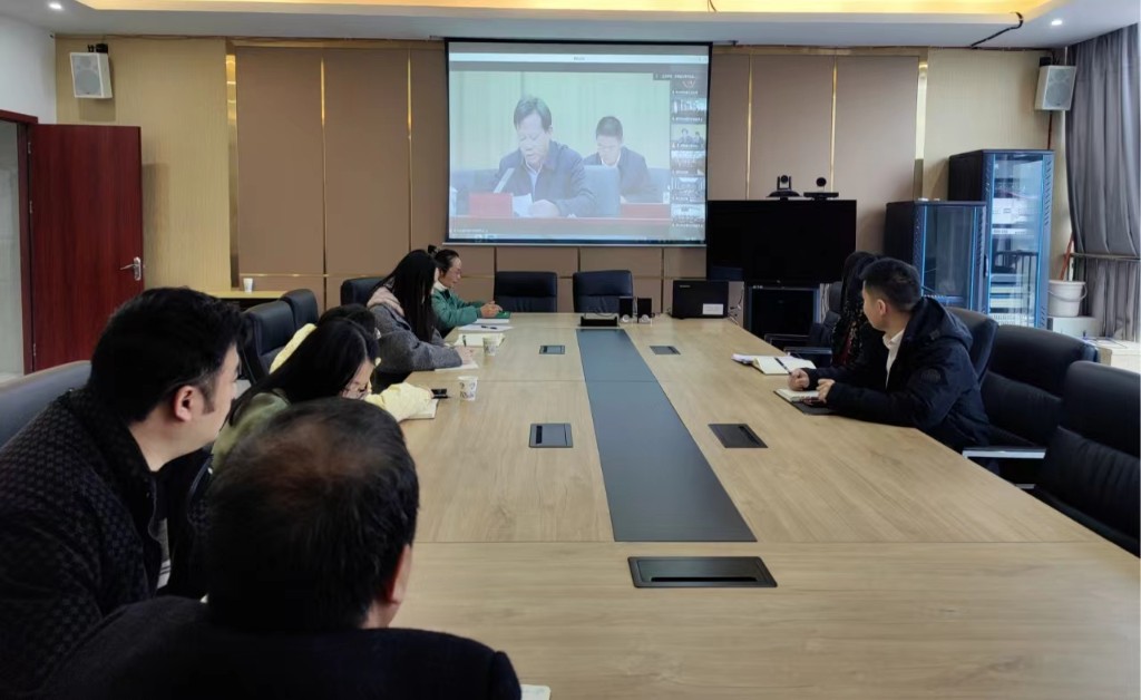 纵深推进党风廉政建设和反腐败斗争,锻造忠诚干净担当的干部队伍